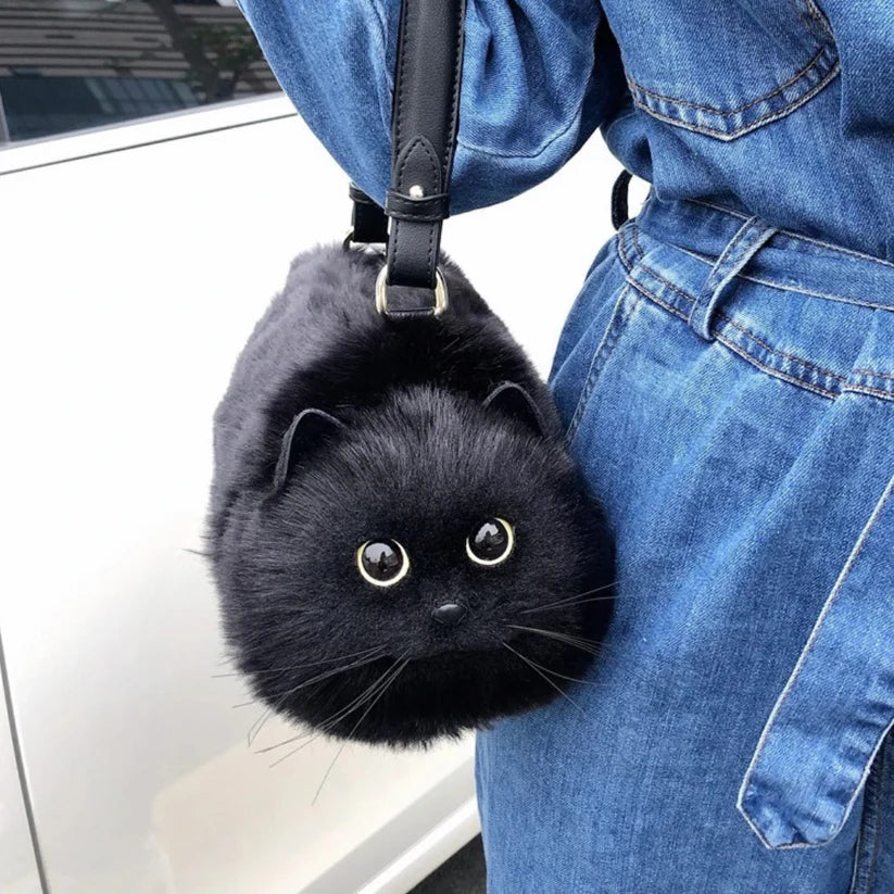 Realistic Plush Cat Handbag 🐱🤍